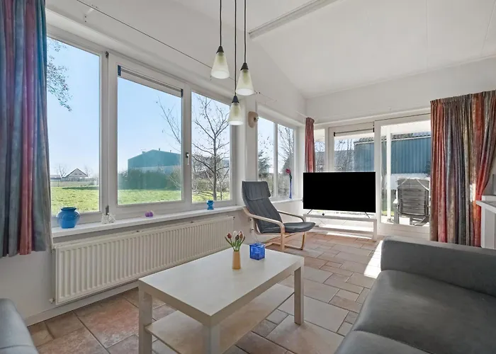 Helmzicht In Groote Keeten Holiday home Callantsoog