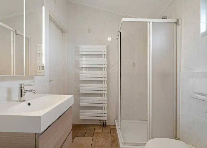 Holiday home Helmzicht In Groote Keeten Callantsoog